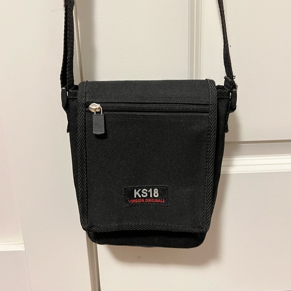 Vintage KS18 Version Originale Black Fabric Crossbody Bag - Picture 3 of 4